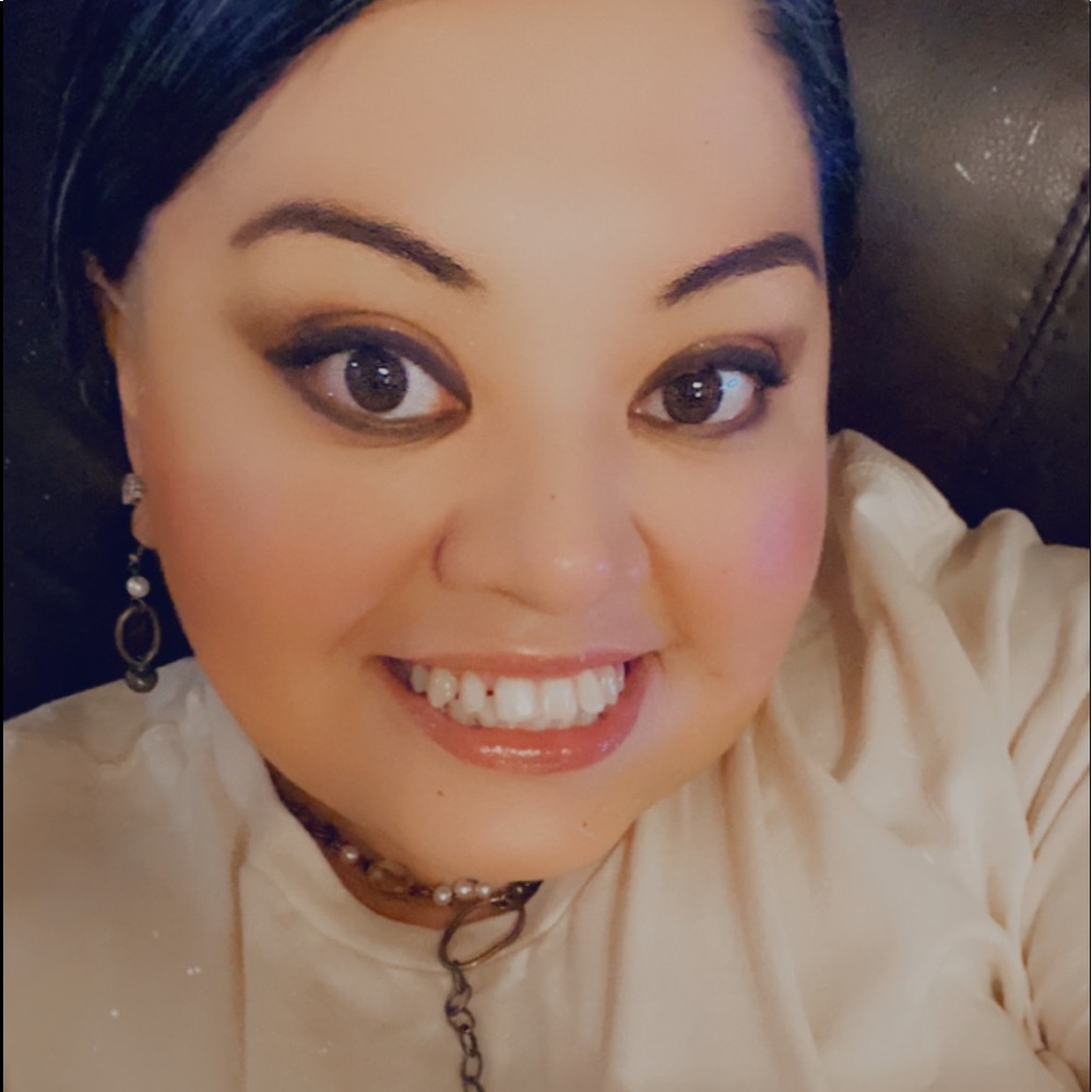 Meet your Posher, Ariana